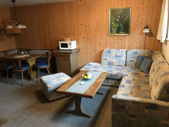 Ferienwohnung für 4 Personen, mit Garten und Ausblick in Bichlbach - 2