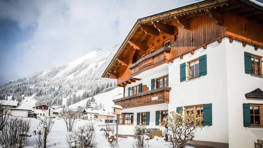 Ferienwohnung für 2 Personen, mit Terrasse und Garten sowie Sauna im Lechtal