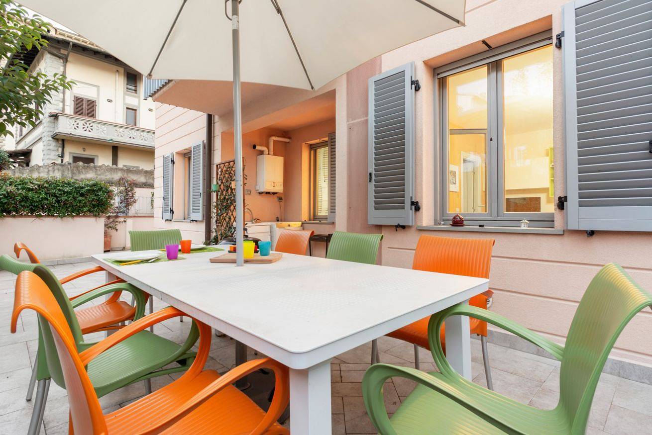 Hel lägenhet, Colorful Boccaccio Apartment with Patio and Motorbike Parking in Florens, Florens provins