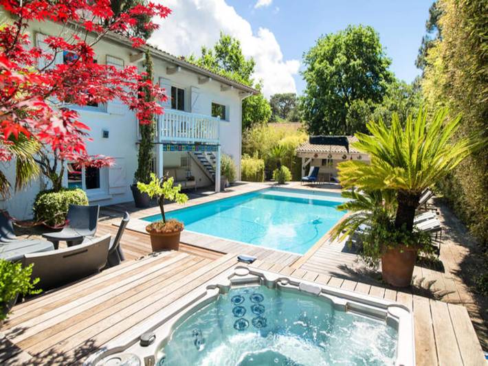 Gîte pour 14 personnes, avec jacuzzi et terrasse ainsi que jardin et piscine sur la Dune du Pilat - 4