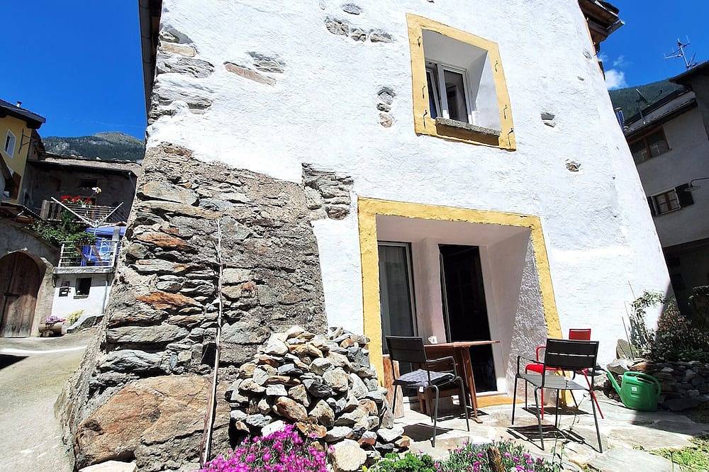 Geniessen Sie den Charme, des hunderte Jahre alten Bauernhauses. in Brusio, Livigno Alpen