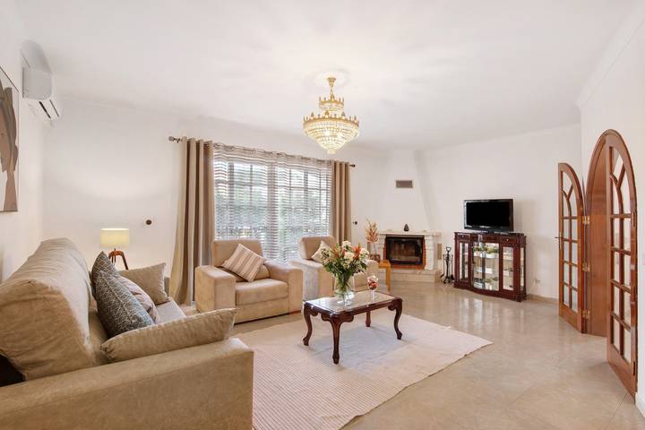 Ferienhaus für 8 Personen, mit Garten, mit Haustier in Lagoa - 2