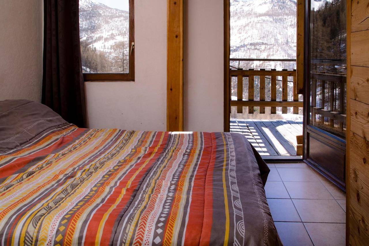 Gîte Chalet La Vie Sauvage in Château-Ville-Vieille, Queyras