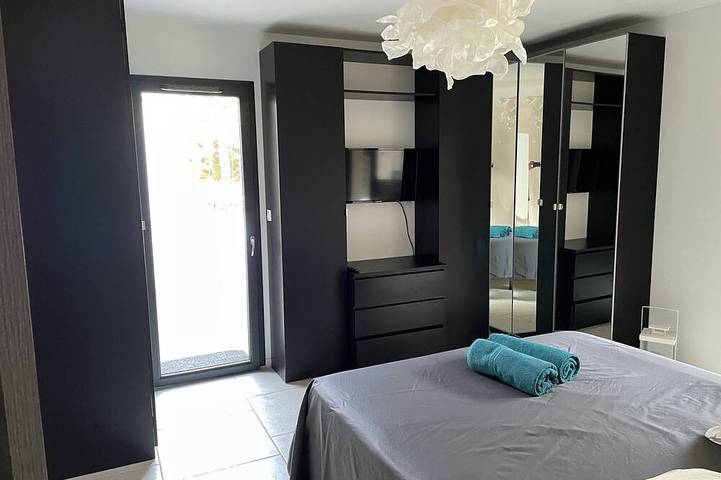 Location de vacances pour 10 personnes, avec jardin et terrasse, animaux acceptés à Labastide-de-Virac - 4