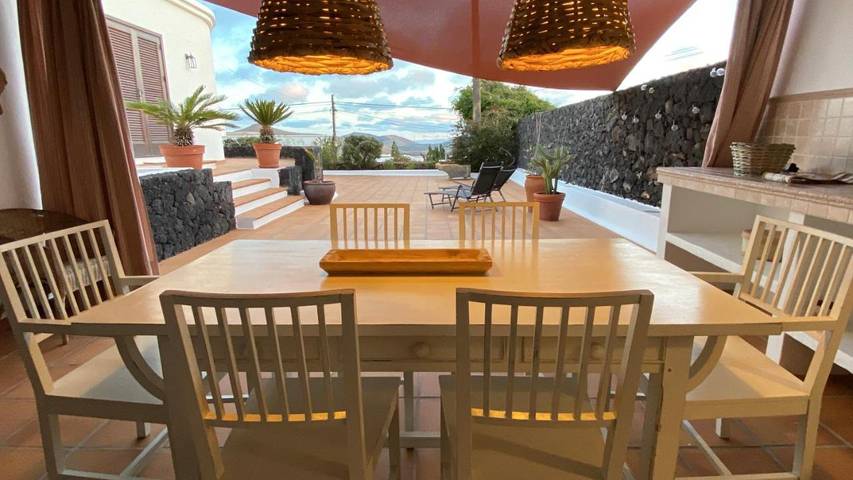 Casa de vacaciones para 6 personas, con vistas y jardín en Nazaret