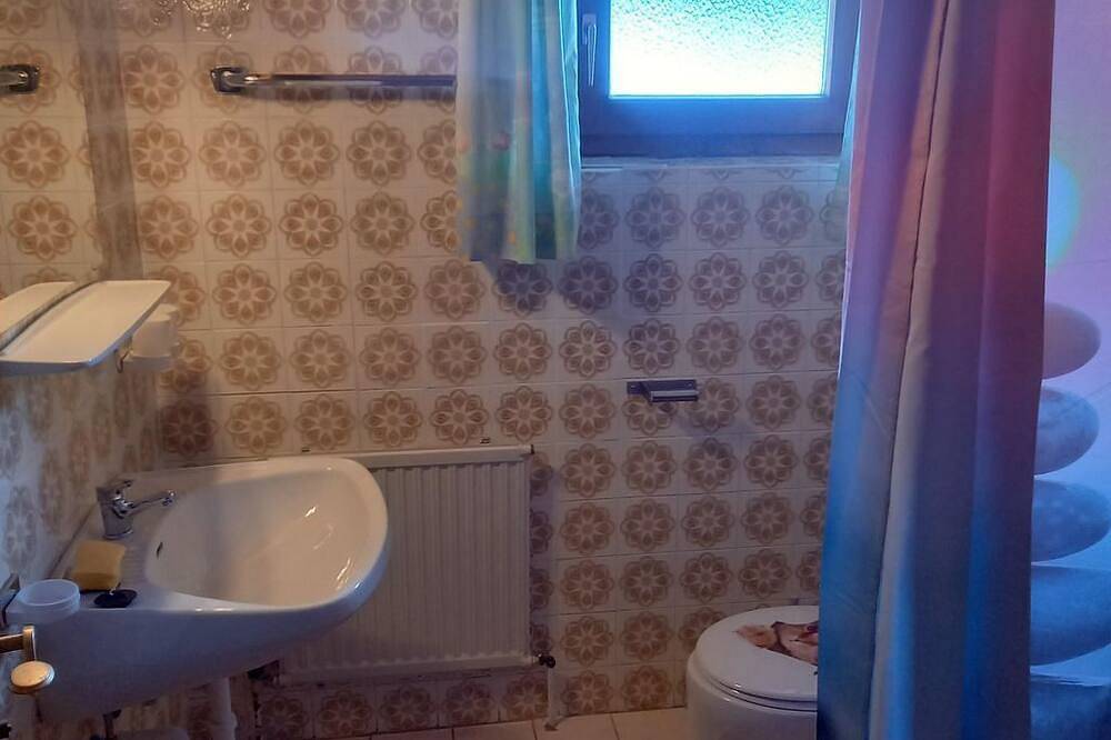 Geheel appartement, Sterzingerhof - Apartment Lärchenblick in Mösern, Telfs