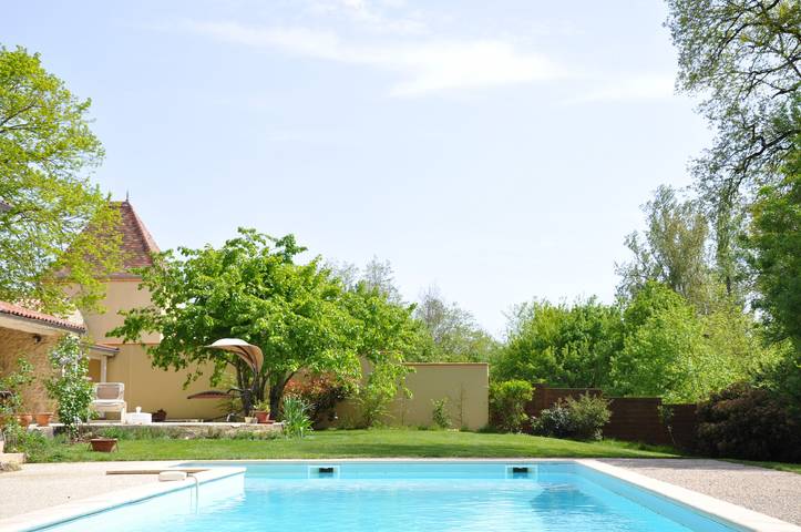 Gîte pour 2 personnes, avec piscine