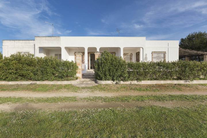 Casa vacanza per 7 persone, con giardino a Torre Castiglione