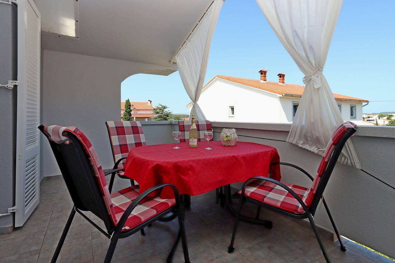 Entire apartment, Two bedroom apartment with balcony Barbat, Rab A-24547-d in Barbat na Rabu, Rab