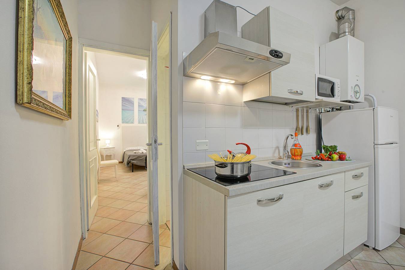 Apartamento entero, Berny 100m from lake & Private garage in Saló, Montañas Garda