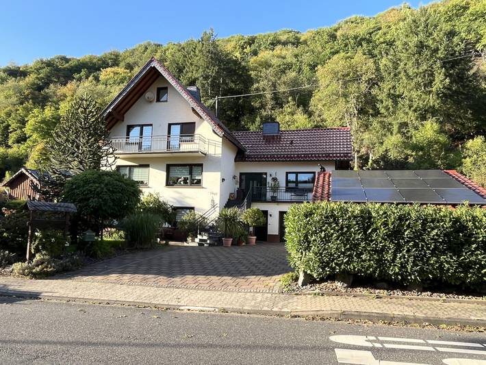 Ferienwohnung für 4 Personen, mit Garten und Terrasse, mit Haustier in Altenahr