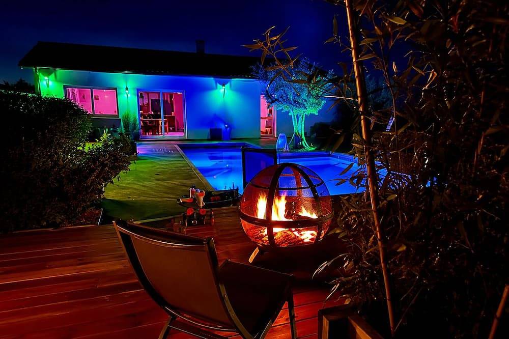 L'incontournable / Jaccuzi -Piscine-Sauna-Hammam in Challans, Vallée de la Loire
