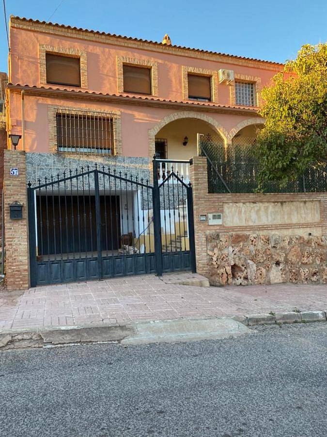 Casa rural para 12 personas, con vistas y jardín en Campo de Montiel - 2