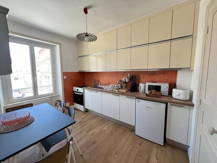 Gîte pour 4 personnes, avec vue ainsi que terrasse et jardin dans Gare De Paimpol - 4