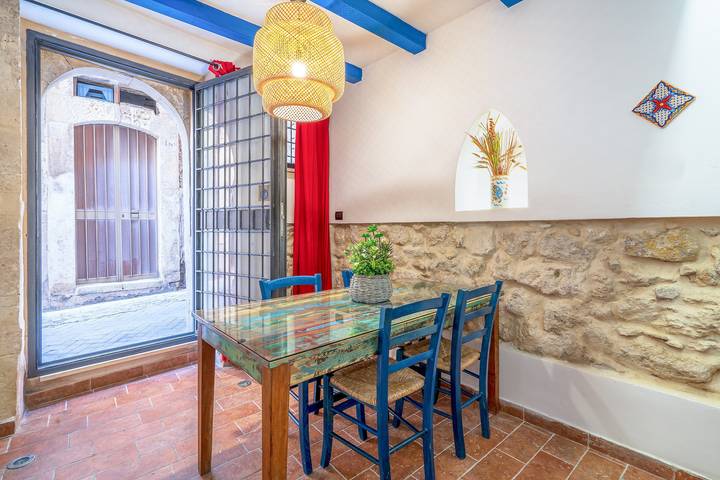 Hel lägenhet, Apartment "Lampara" with Terraces & Wi-Fi in Spiaggetta di Cala Rossa, Syrakusa