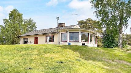 Ferienhaus für 7 Personen, mit Terrasse in Väddö