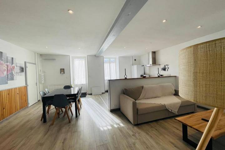 Location de vacances pour 6 personnes, avec jardin à Brizambourg - 3