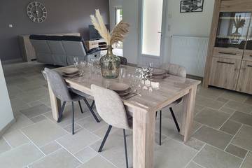 Gîte pour 5 personnes, avec jardin et terrasse, animaux acceptés à Créances