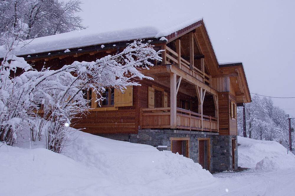 Chalet - Manigod. Big and luxury house next to La Clusaz in Manigod, Annecy region