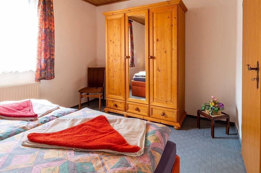 Ganze Wohnung, Ferienhaus - Ferienunterkünfte Villmann in Patzig, Bergen auf Rügen und Umgebung
