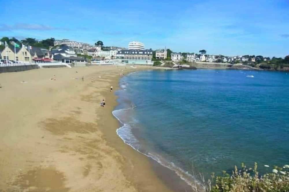 Appartement entier, L'Appartement de la Plage in Saint-Quay-Portrieux, Côte de Goëlo