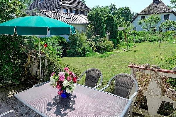 Ferienwohnung für 4 Personen, mit Garten und Terrasse in Zingst