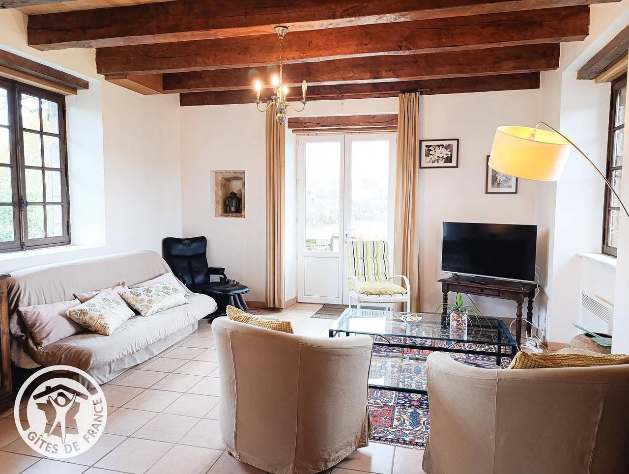 Gemütliche Gite mit Parkplatz, TV & Internet - 400m nach Prudhomat in Prudhomat, Lot