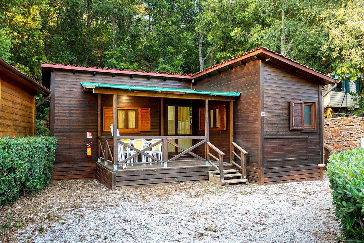 Bungalow with Patio in Cavo, Riotorto