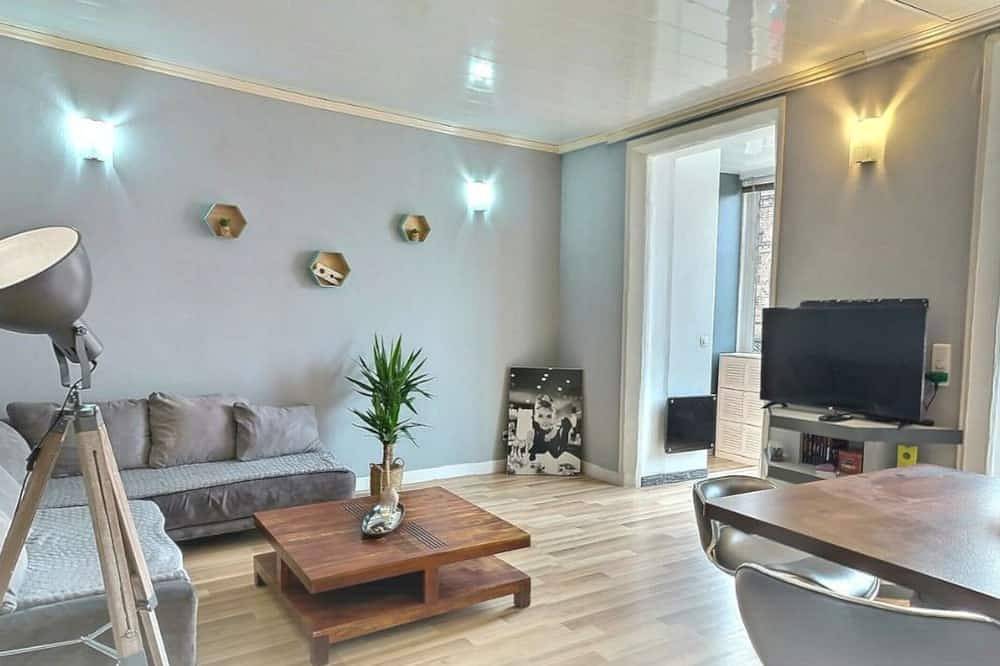 Appartement entier, Danton | Spacieux | Wifi | Parking | Proche Centre in Troyes, Aube