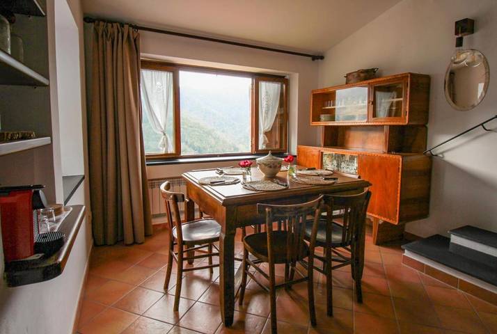 Gîte pour 5 personnes, avec vue à Apricale