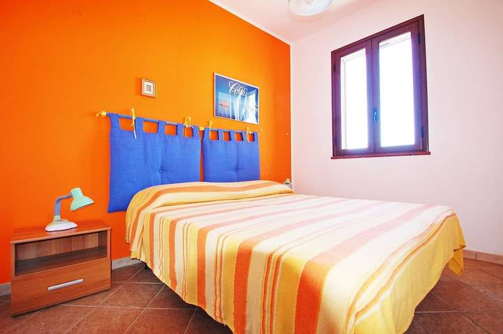 Location de vacances pour 12 personnes, avec Balcon et Jardin à Campofelice di Roccella - 2