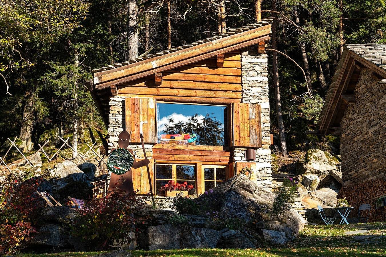Ganze Wohnung, Chalet 'Armonia Res Albert' mit Bergblick, Wlan und Garten in San Giacomo Filippo, Veltlin