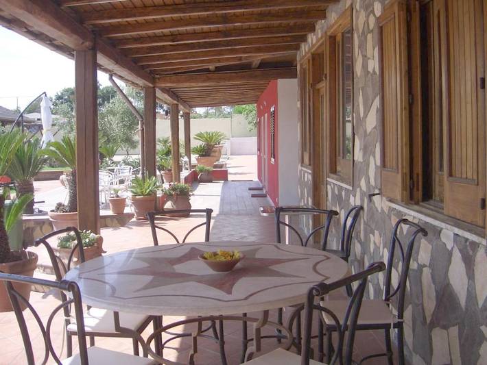 Ferienhaus für 4 Personen, mit Terrasse und Garten sowie Pool und Ausblick