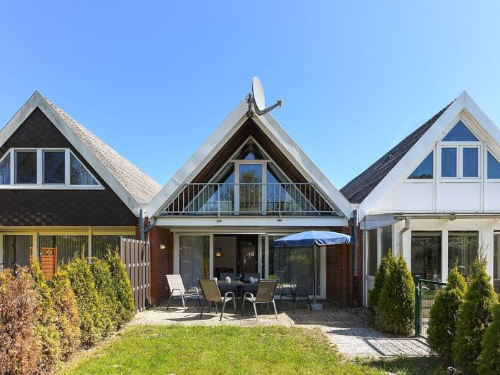 Ferienhaus für 6 Personen, mit Terrasse und Garten, kinderfreundlich in Bensersiel - 2
