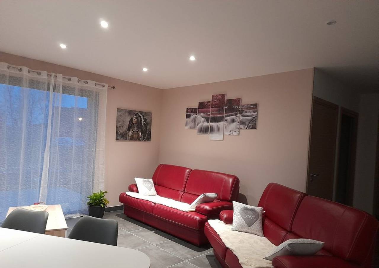 Maison confortable à Coltines 80 m² avec jardin spacieux in Coltines, Région de Saint-Flour