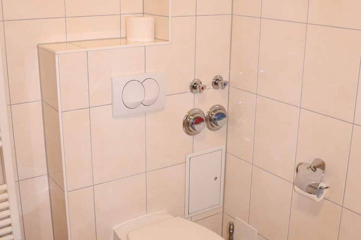 Ganze Wohnung, Geräumige Ferienwohnung mit Terrasse 300m bis zum Strand in Kühlungsborn Weststrand, Kühlungsborn
