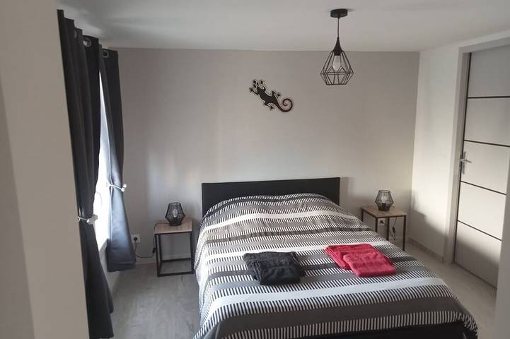 Ferienwohnung für 3 Personen, mit Garten und Whirlpool sowie Terrasse - 1