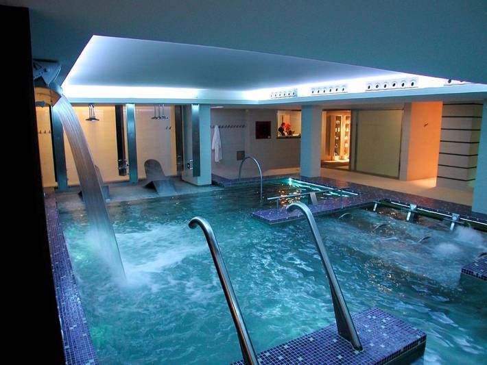 Gîte pour 4 personnes, avec terrasse ainsi que sauna et piscine dans Benimaclet