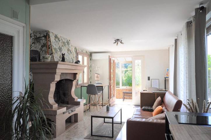 Location de vacances pour 2 personnes, avec jardin ainsi que vue et balcon à Tournus