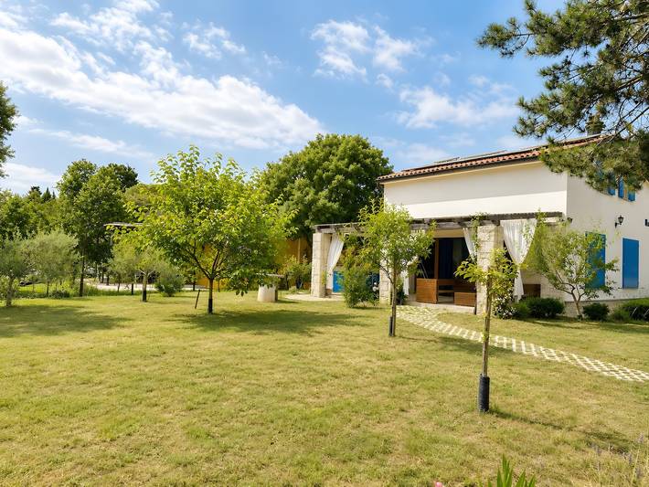 Ferienhaus für 8 Personen, mit Garten in Istrien