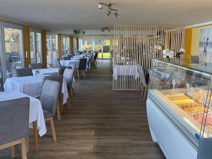 Hotel für 4 Personen, mit Balkon und Terrasse sowie Whirlpool und Garten im Salzkammergut - 2