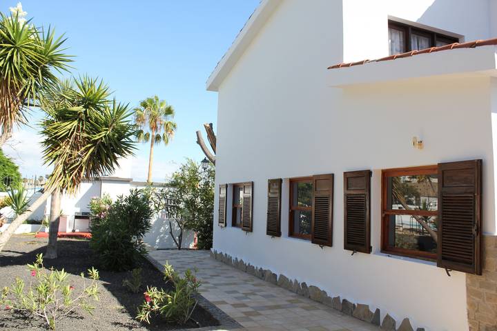 Villa for 15 people with balcony in Playa Paraíso, Adeje