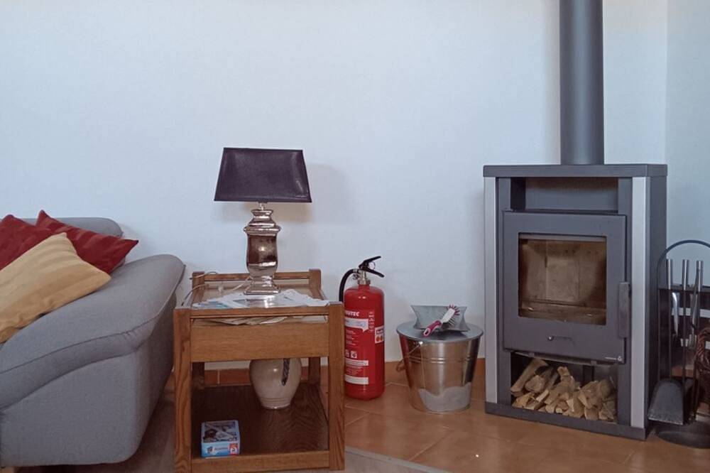 Ganze Wohnung, Wohnung 1 - Gästehaus Alte Schule in Schwarz, Mecklenburgische Seenplatte