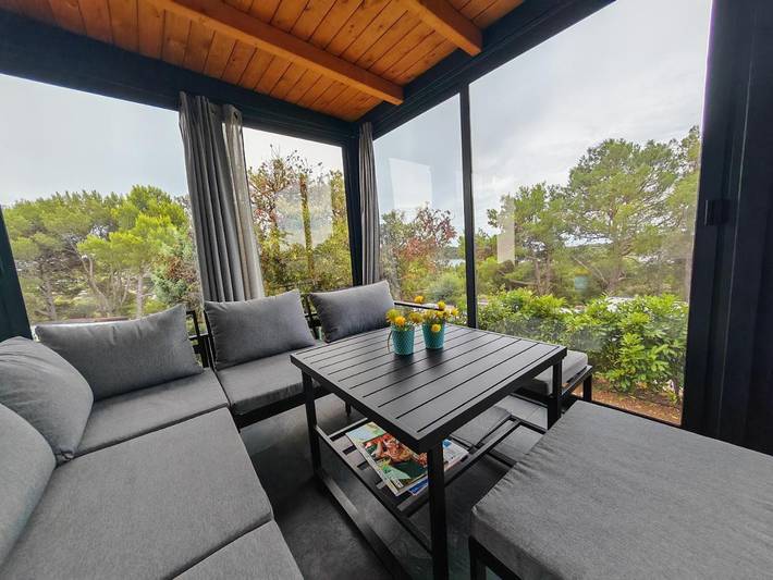 Camping für 5 Personen, mit Terrasse und Ausblick, mit Haustier auf Lošinj