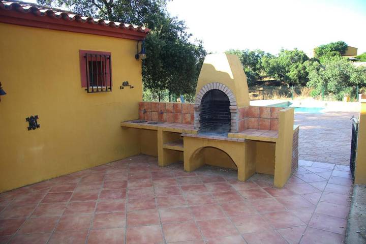 Casa rural para 8 personas, con jardín además de piscina y vistas, Se admiten mascotas en San Vicente de Alcántara - 3
