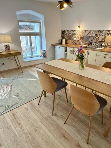 Gîte pour 5 personnes, avec jardin et vue à Tábor