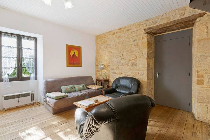 Casa de vacaciones "Le Pigeonnier" con piscina privada in Besse, Périgord Noir