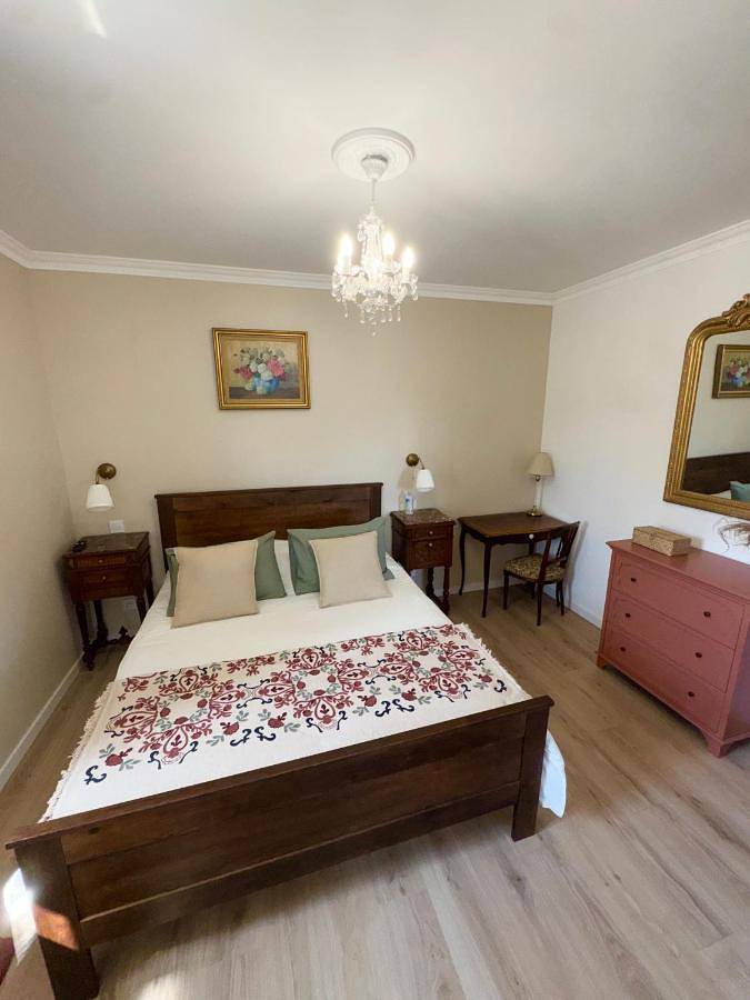 Maison d’hôte pour 2 personnes, avec Terrasse et Jardin ainsi que Piscine et Vue à Marseille - 4
