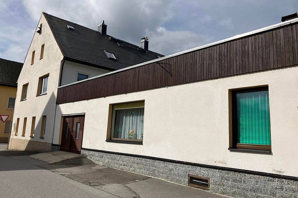 Ganze Wohnung, Ferienwohnung Ritter - Appartement/Fewo, Dusche, Wc, 2 Schlafräume in Geyer, Erzgebirge