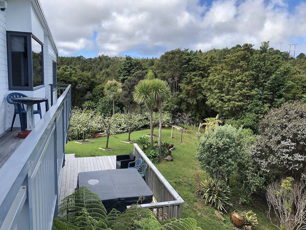 Holiday Home for 10 People in Northland, New Zealand